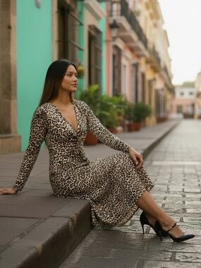 Prospect the Label leopard long sleeve midi dress m